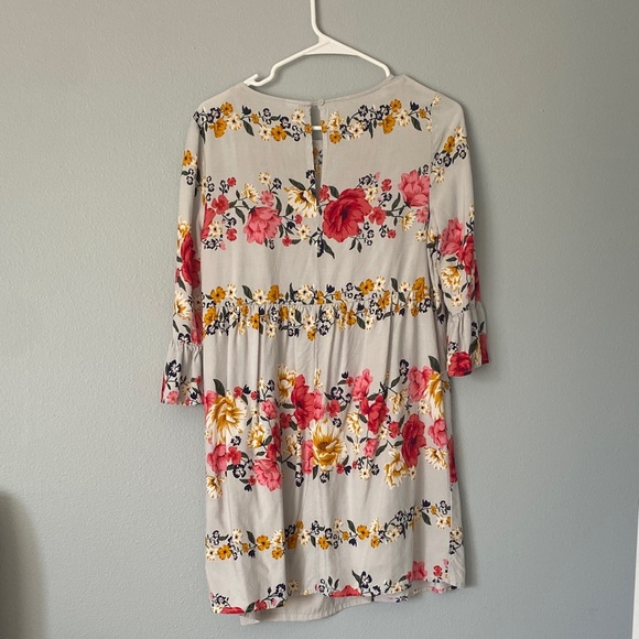 Old Navy Floral Long Sleeve Dress in Gray and Red - Picture 7 of 7